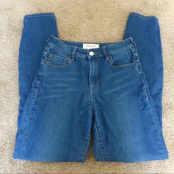 ✨PacSun High-Waisted Jeans✨ - Picture 2 of 4